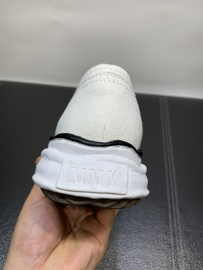 Ma*s*n mihara yasuhiro sneaker mmy-3