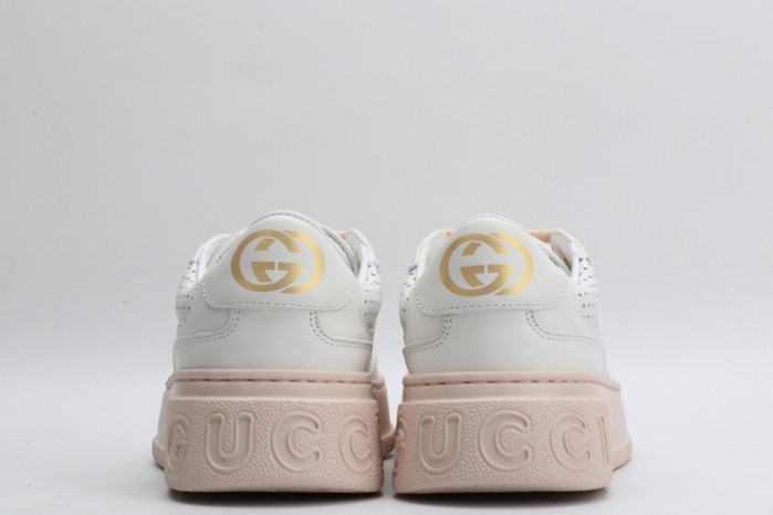 GC LOW-TOP SNEAKER
