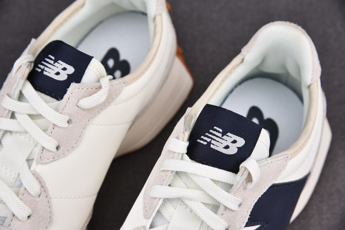 New Balance NB327 A