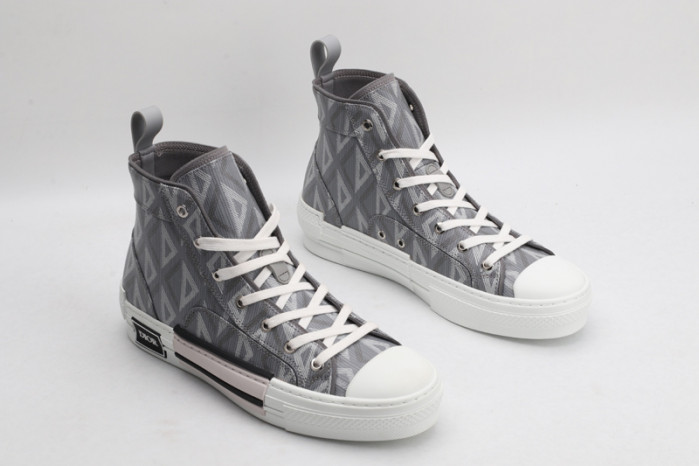 DR B23 OBLIQUE HIGH TOP SNEAKER