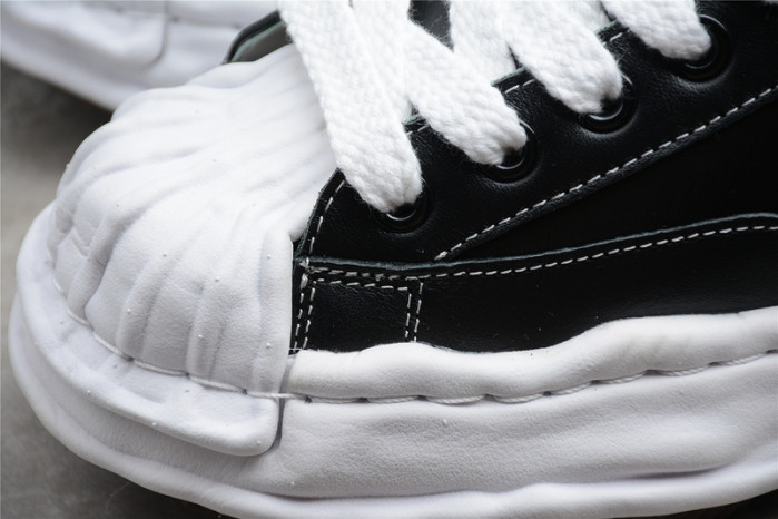 Ma*s*n mihara yasuhiro sneaker aofw701