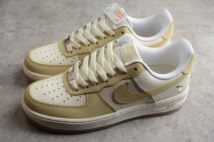 NIKE Air Force 1 AA6902-700