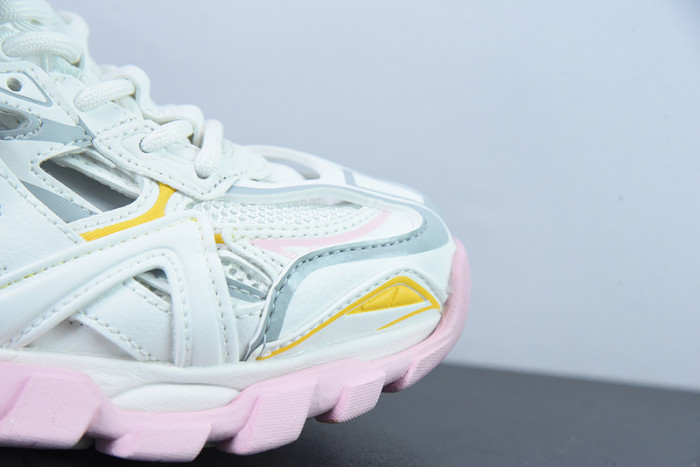 BC TRIPLE TRAINER 568615 W3AE2 7745