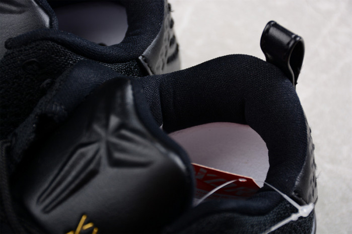 NIKE KOBE 11 ELITE LOW 