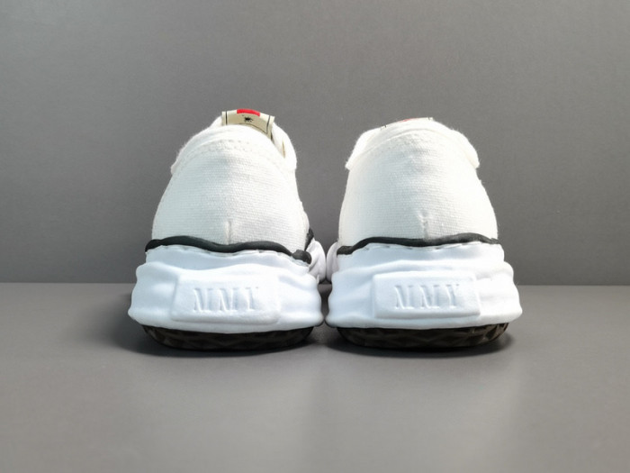 MlHAR YASUHlRO Og Sole Canvas Low A01FW705