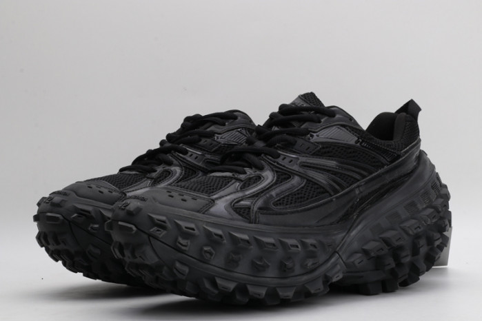 BC DEFENDER RUBBER PLATFORM SNEAKERS