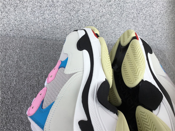 BL TRIPLE TRAINER 584088 W06E2 1150