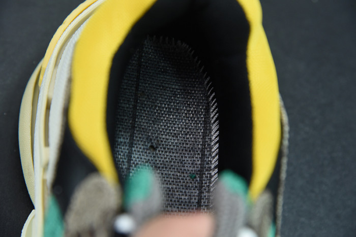 BL TRIPLE S TRAINERS