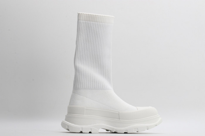 ale*d*r M*Q*en sneakers