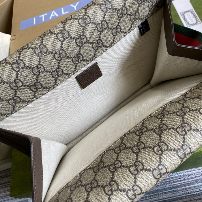 G*u*i neo vintage messenger bag 30*20*4cm