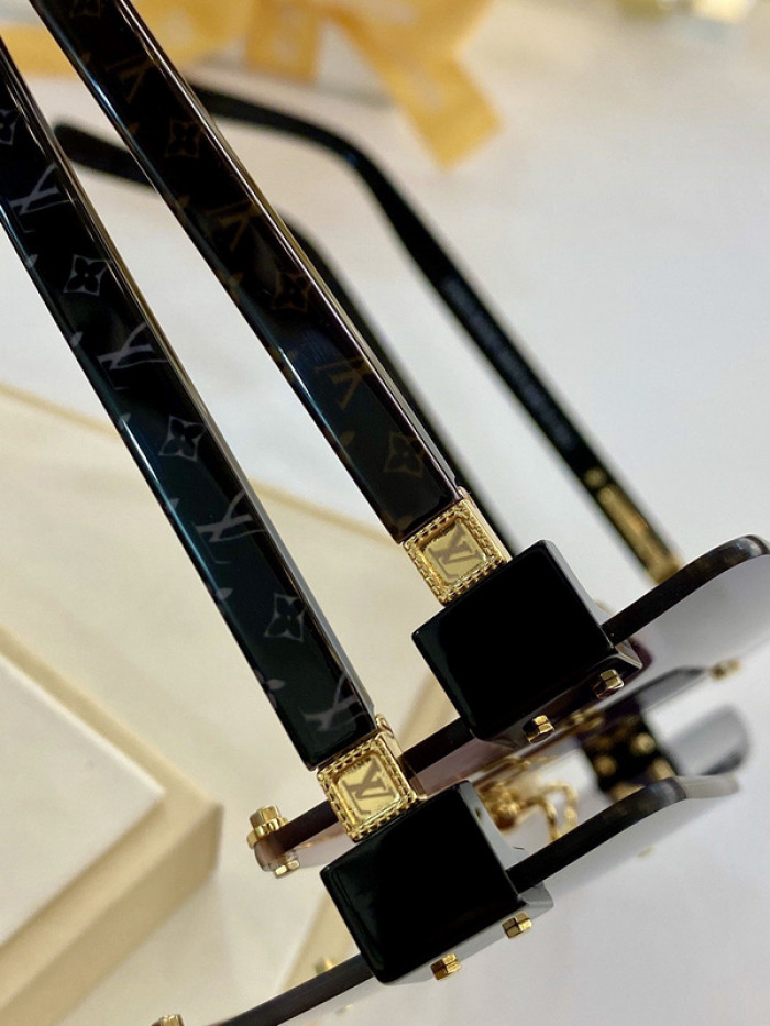 L*V SUNGLASSES SUN-7