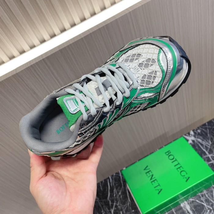 Bo*te*ga ve*ne*ta sneaker bv-32