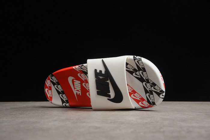 NIKE VICTORI ONE SLIDE NK-3