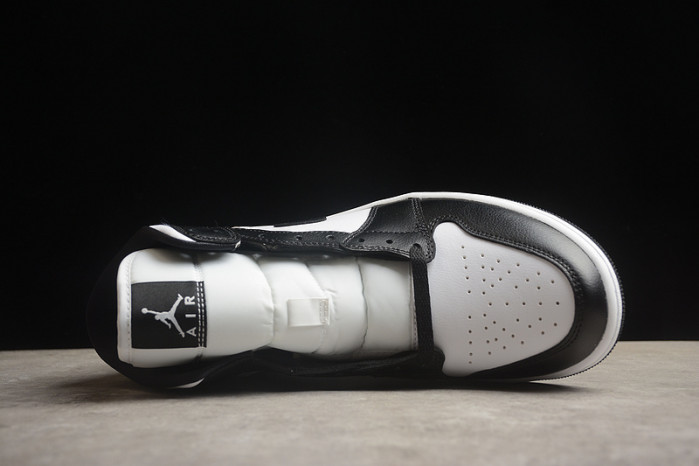 Air Jordan 1 Mid "Panda" DV0991-101