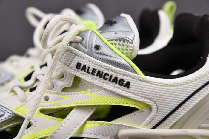 BL Track Sneaker R57