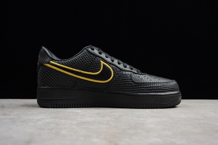 NIKE mens KOBE AIR FORCE 1 “RETIREMENT”KOBE BRYANT AQ9763-991