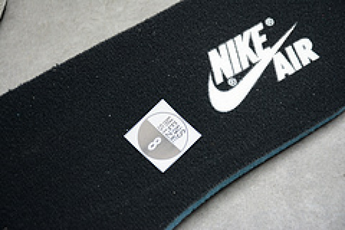 Air Jordan 1 Retro High OG 