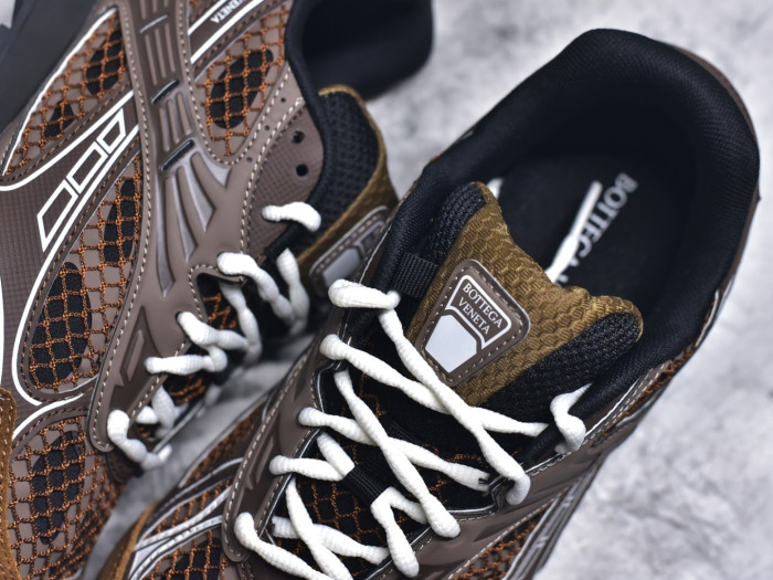 bo*te*ga Ve*ne*ta sneaker bvs-043
