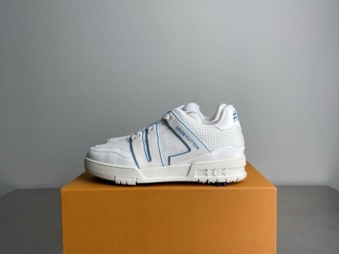 l0*is V*t0n lv trainer lvt-225