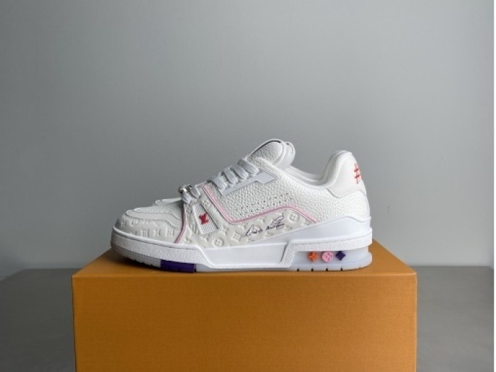 l0*is V*t0n lv trainer lvt-224