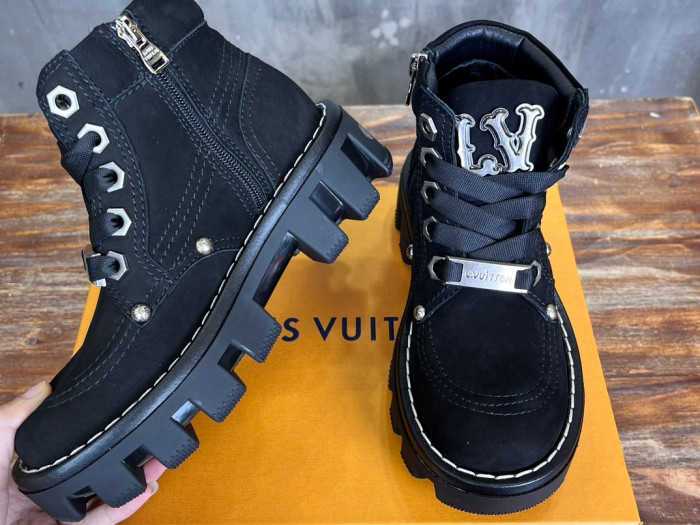 LVT BOOTS