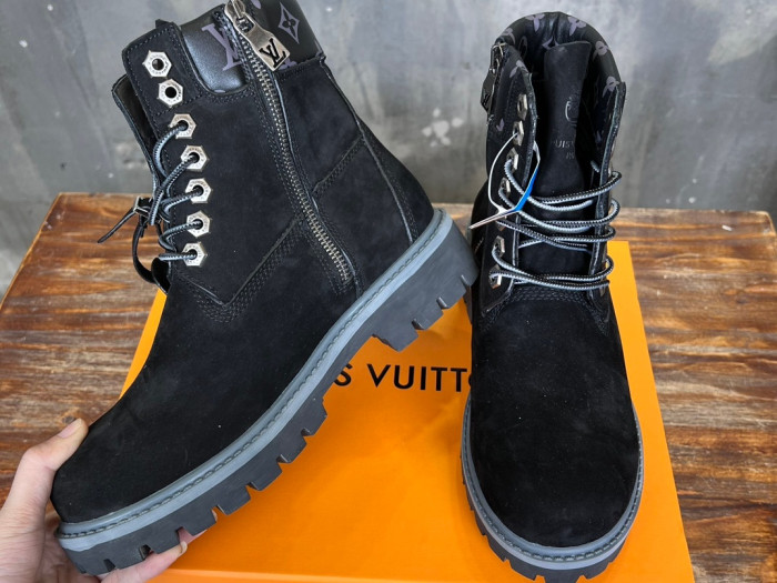 LVT BOOTS